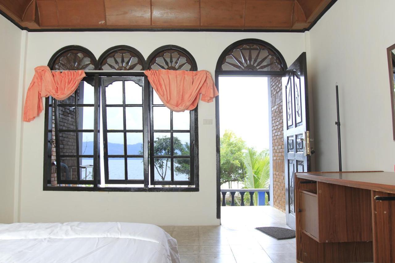 Sony Cottage Samosir Island Exterior photo